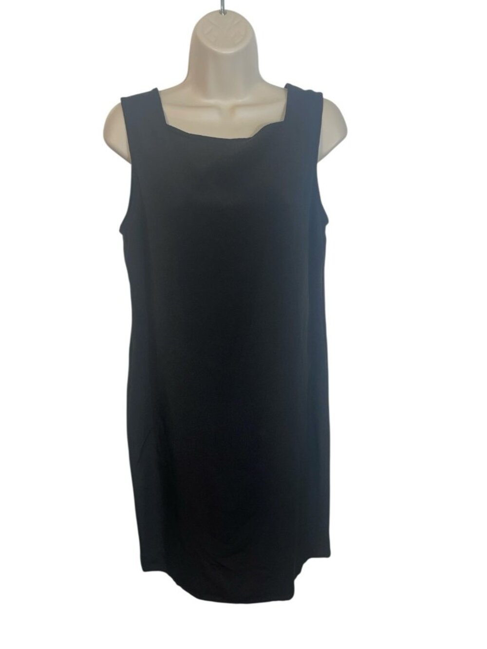 LIDA BADAY Women's Size 8 Black 100% Silk Shift Dress Little Black Dress
